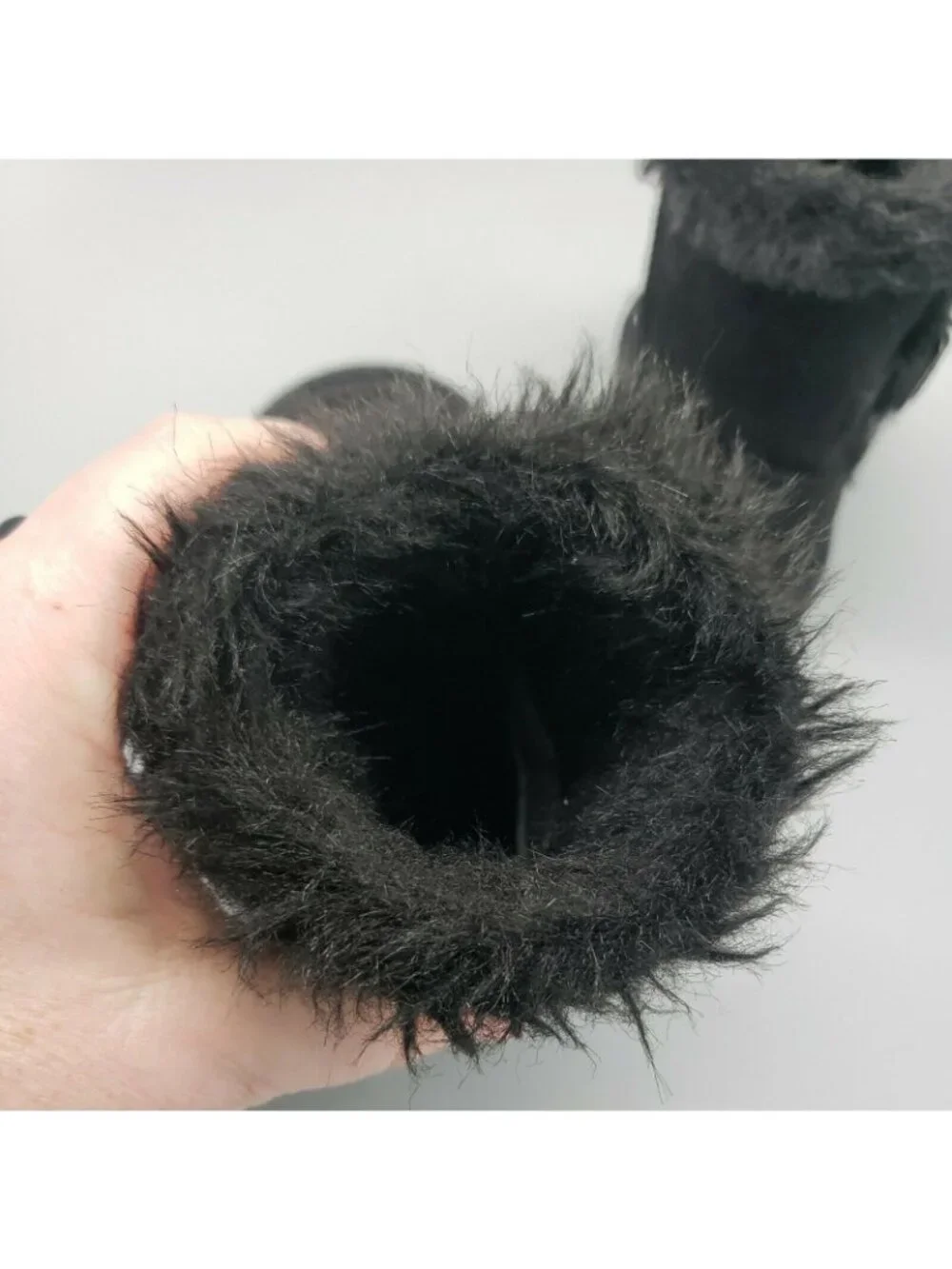 The Children’s Place Baby Girl Winter fur Lined Black Boots Size 5T